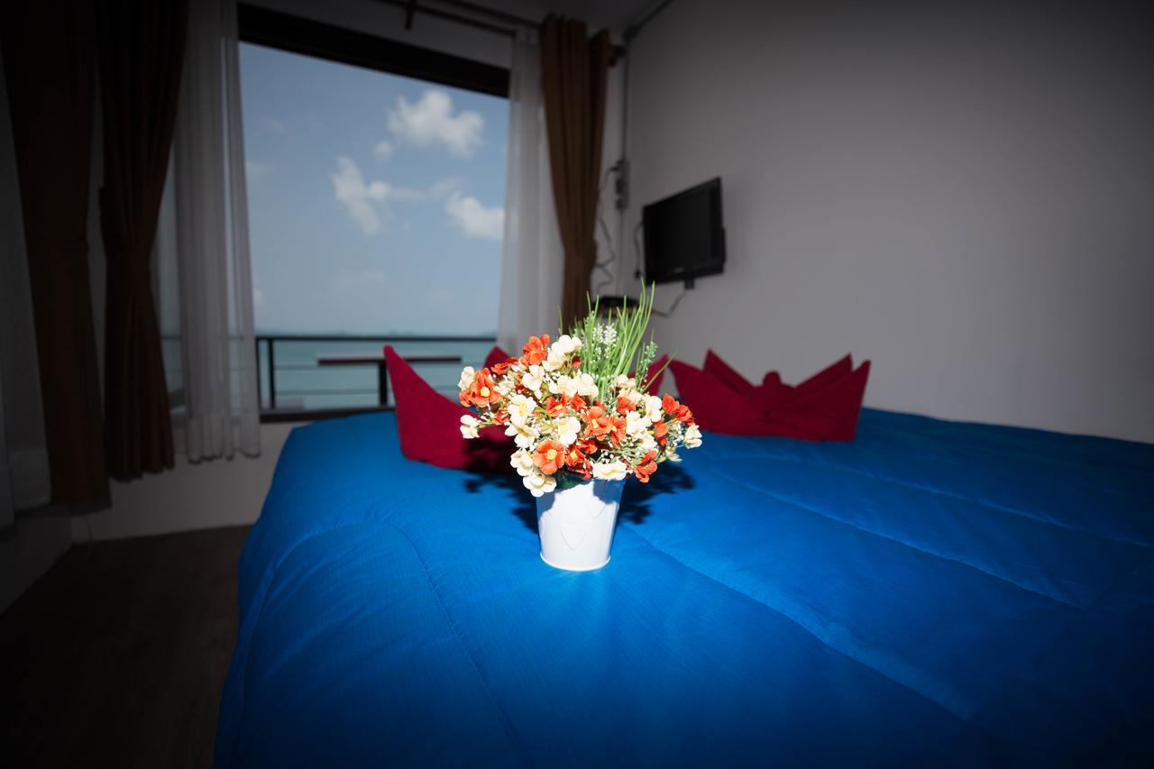 Готель Baan Rom Talay Made' Koh Samet Екстер'єр фото