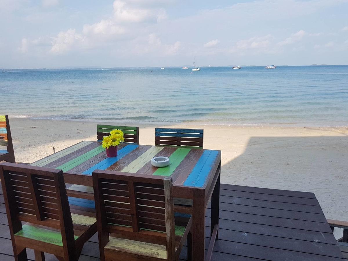 Готель Baan Rom Talay Made' Koh Samet Екстер'єр фото