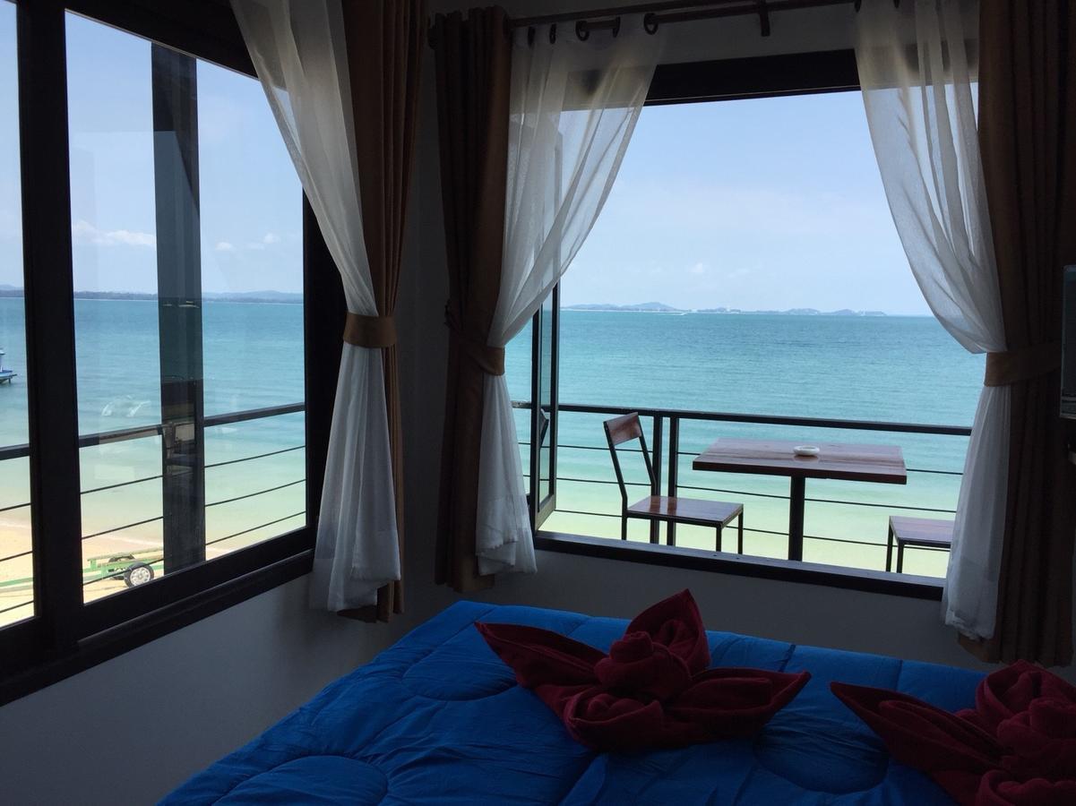 Готель Baan Rom Talay Made' Koh Samet Екстер'єр фото