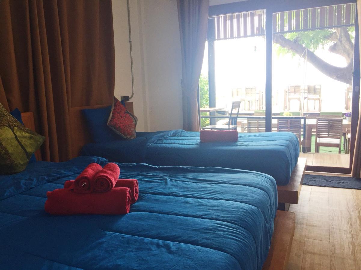 Готель Baan Rom Talay Made' Koh Samet Екстер'єр фото