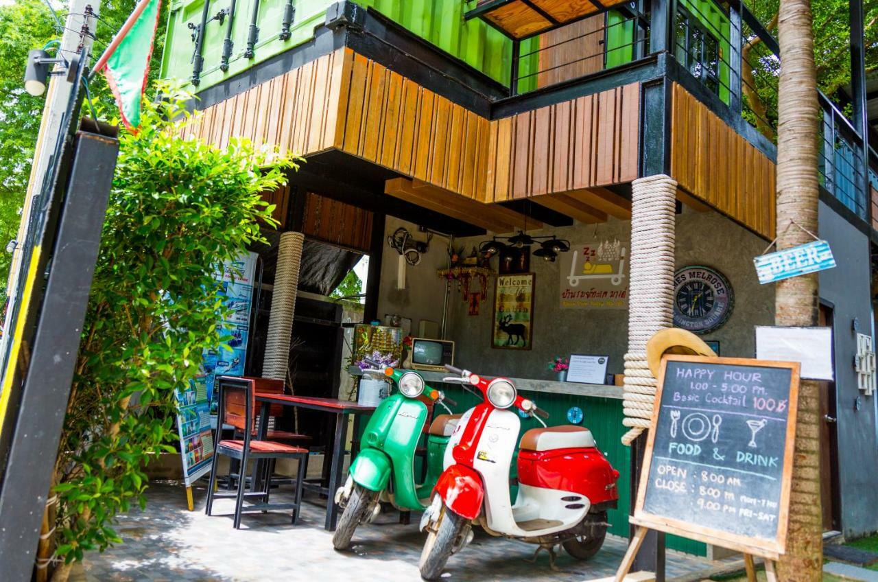 Готель Baan Rom Talay Made' Koh Samet Екстер'єр фото